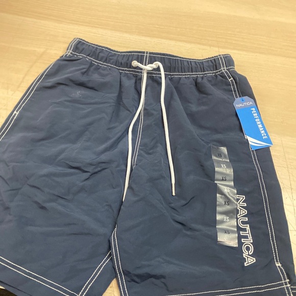 Nautica Mens 8" Deck Trunks Size XS Navy Shorts - Picture 1 of 7